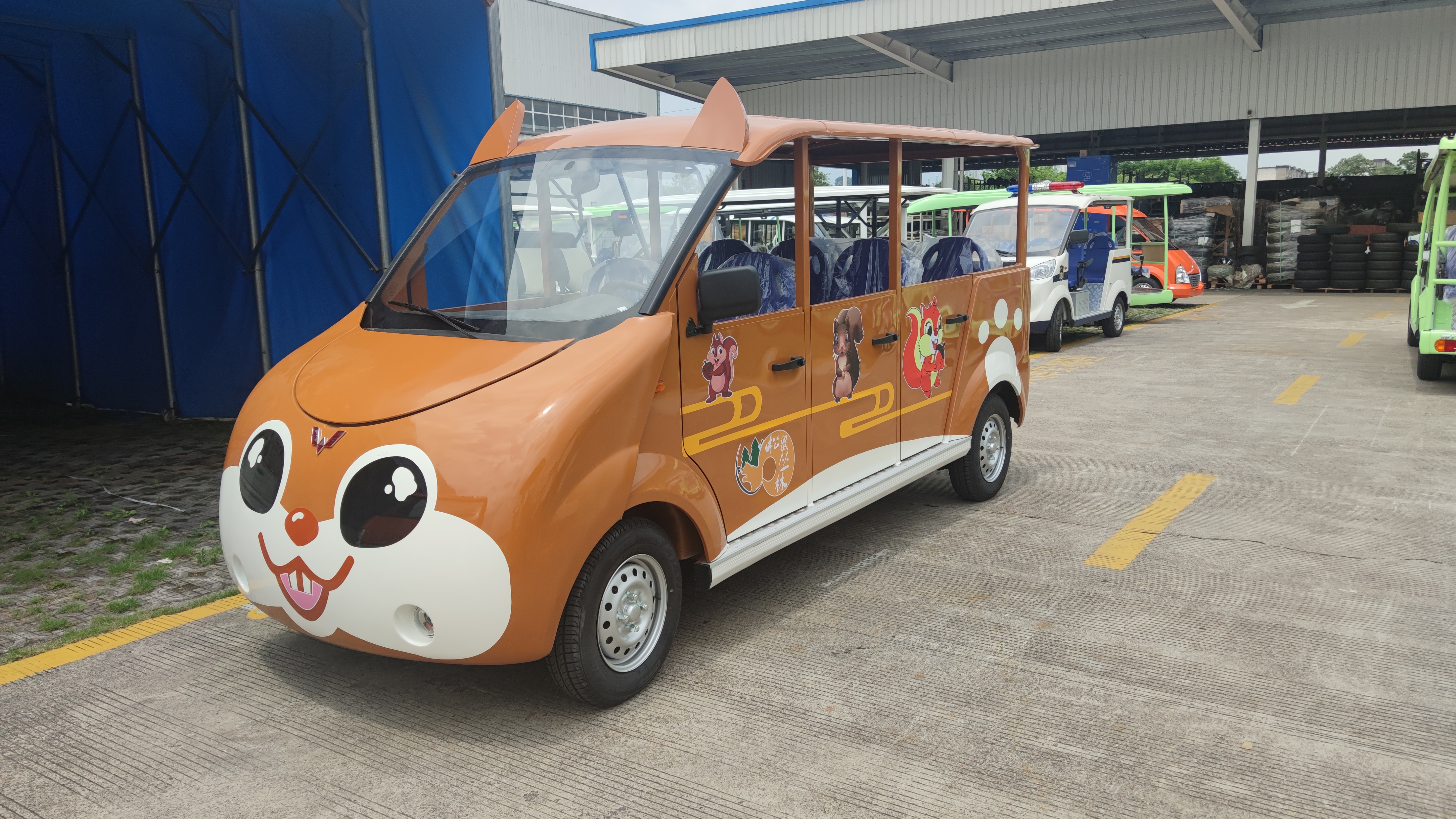 五菱卡通车
